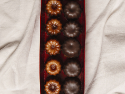 Comment composer un plateau gourmand parfait avec les canelés Baillardran ?